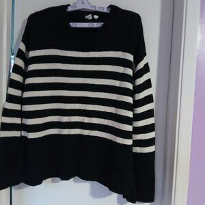 GAP Women's  Boxy Black and White Striped Sweater  SZ S